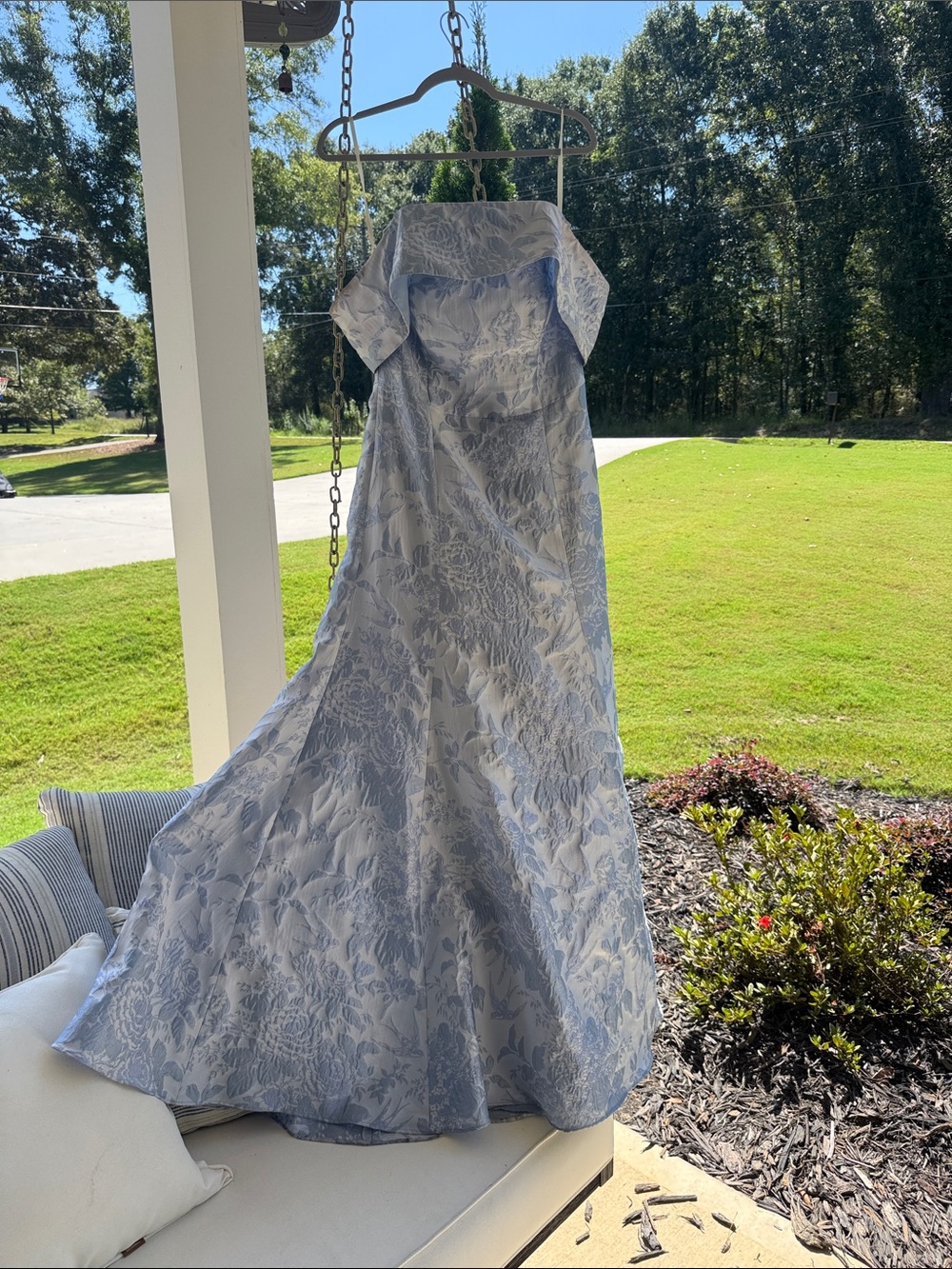 Lulakate garden flora jacquard blue off shoulder tulip skirt